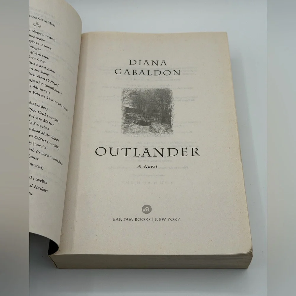 Outlander (Starz Tie-In Edition) : A Novel by Diana Gabaldon (Paperback, 2016)